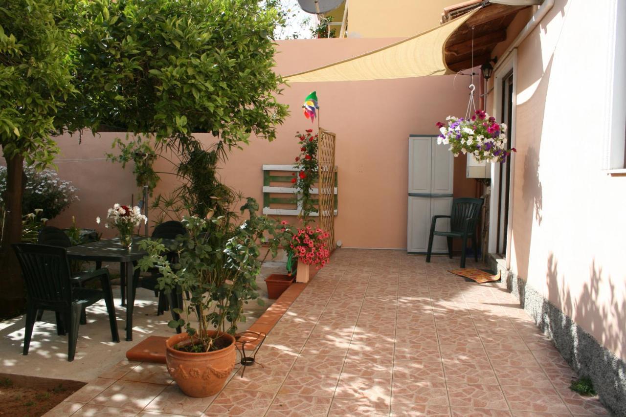 La Casa Dei Nonni Villa Iglesias Bagian luar foto